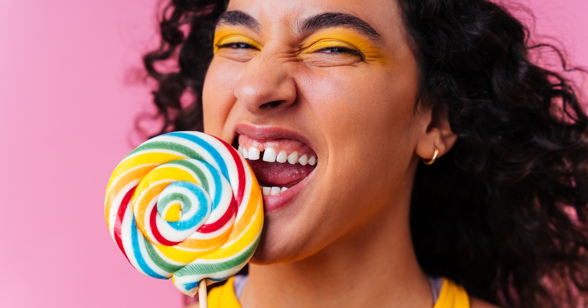 How to Enjoy Halloween Candy Without Damaging Your Teeth