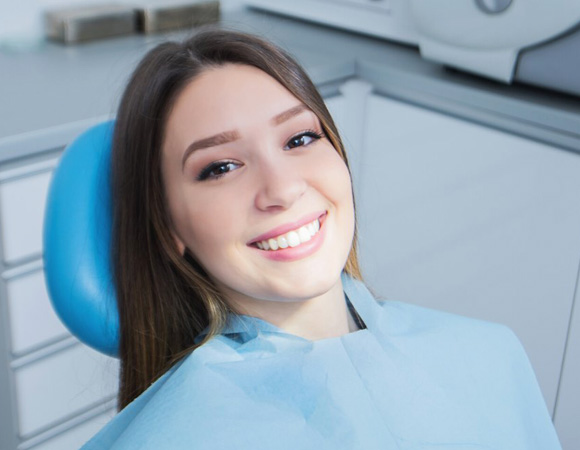 Smiling face lady - General Dentistry 