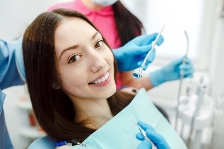 Essential Tips for Your Cosmetic Dentistry Consultation by Cosmetic dentist in Midwest city