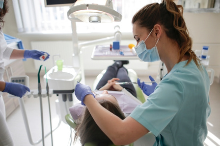 does a teeth cleaning help with yellow stains