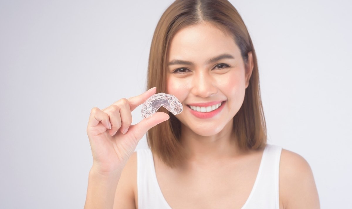 things to consider and avoid for cleaning your Invisalign aligners effectively