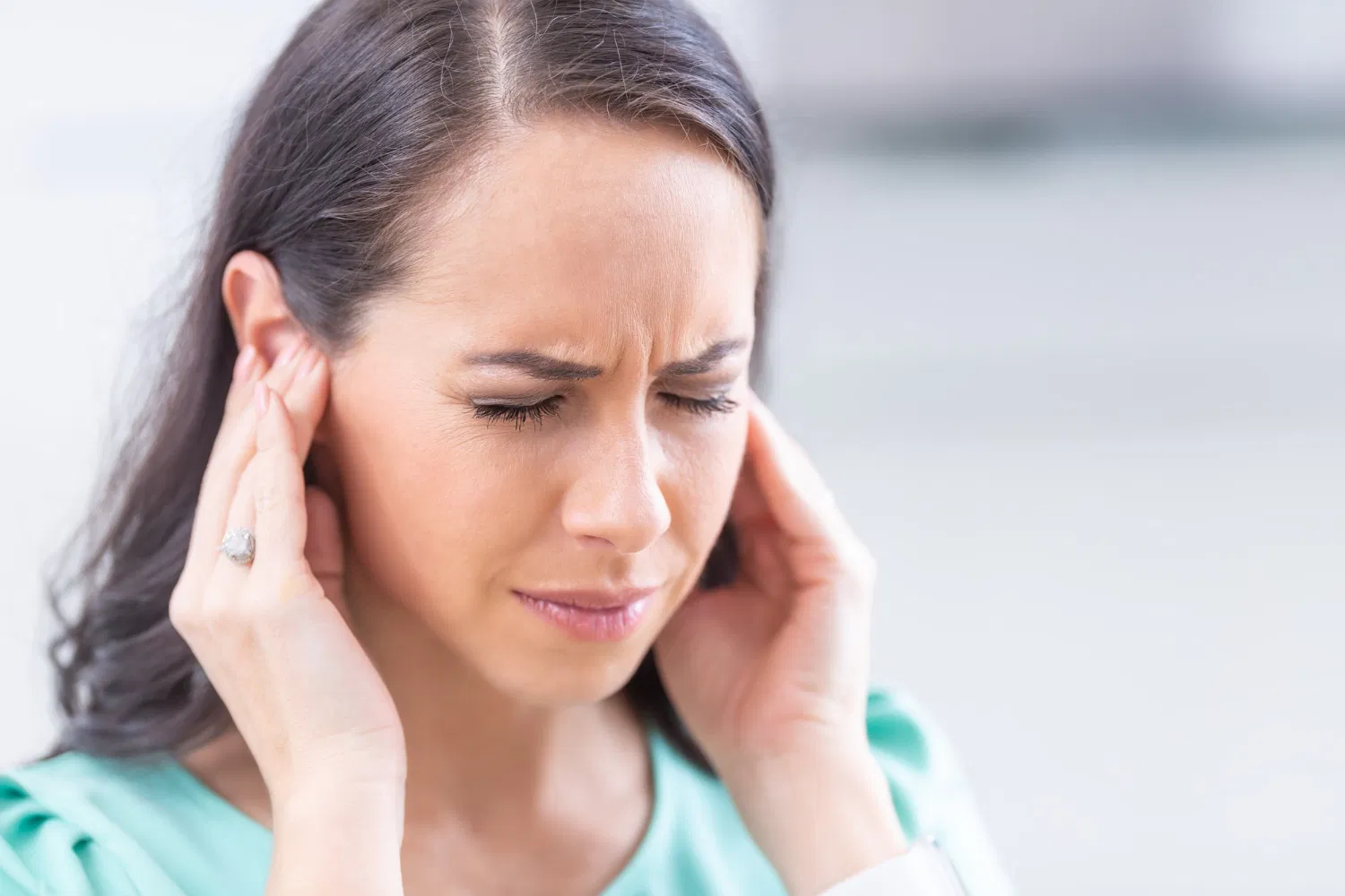 Featured image for “TMJ and Tinnitus: Exploring the Relationship and Effective Treatment Strategies”